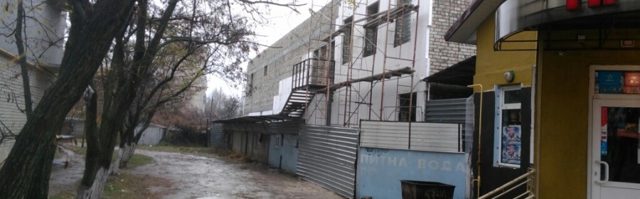 Как в Херсоне с применением шантажа под видом стоянки очередной «АТБ» строят