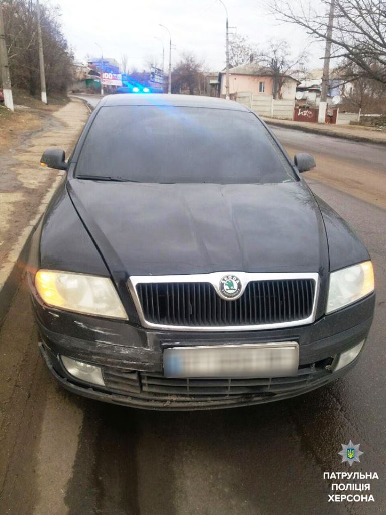 Нетрезвый водитель совершил ДТП на глазах у патрульных Херсона