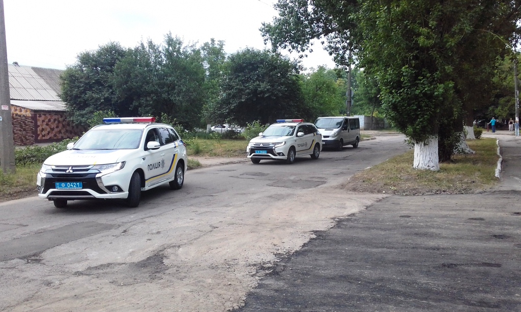 До поліцейського сall-центру  та відділків мешканці Херсонщини подали 595 заяв за добу