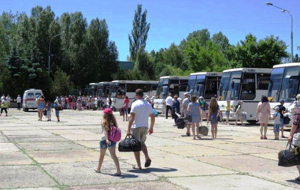 Херсонську малечу до таборів відпочинку супроводила поліція