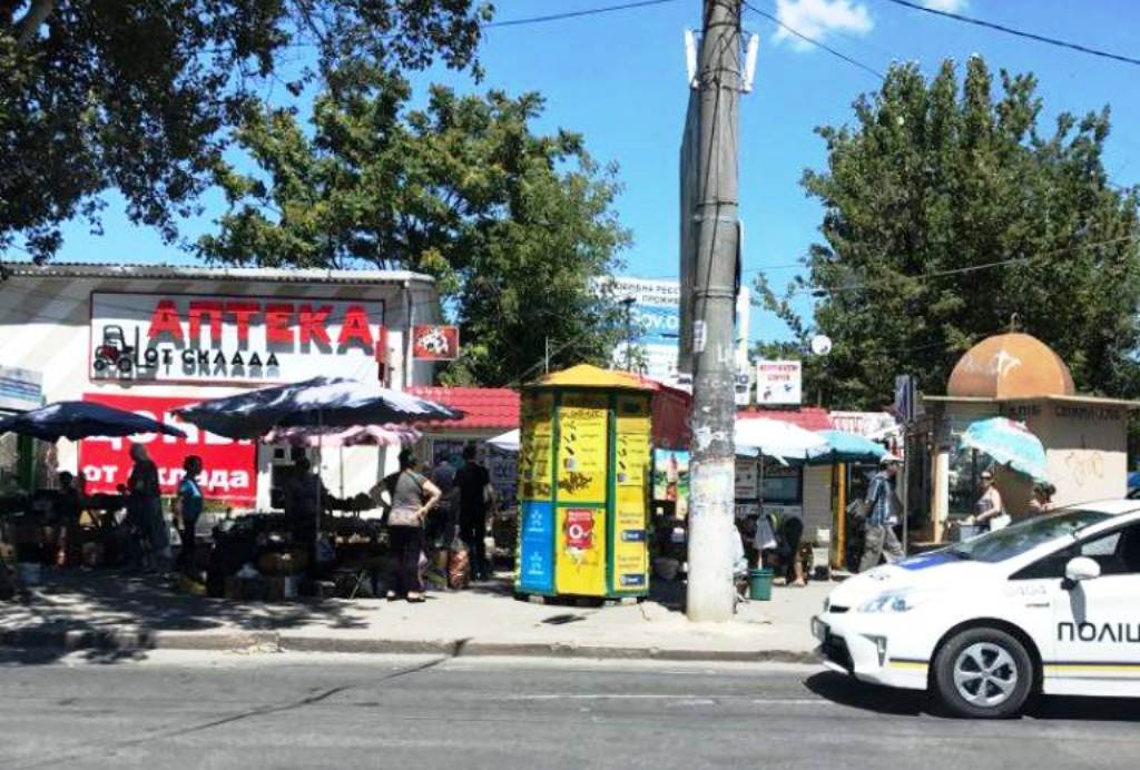 Херсонські патрульні пояснили, чому паркуються нестандартно