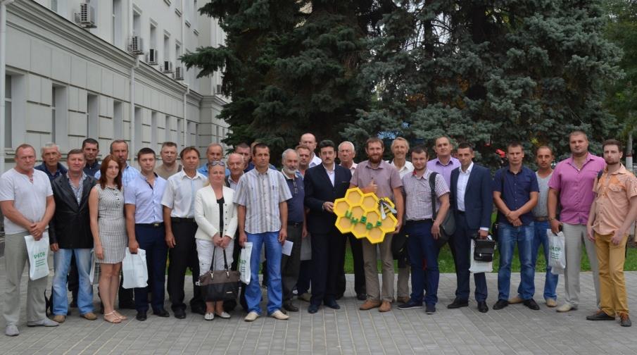 Олександр Паливода: Об’єднавшись, херсонські бджоляри стали реальною силою, яка зможе захищати власні інтереси