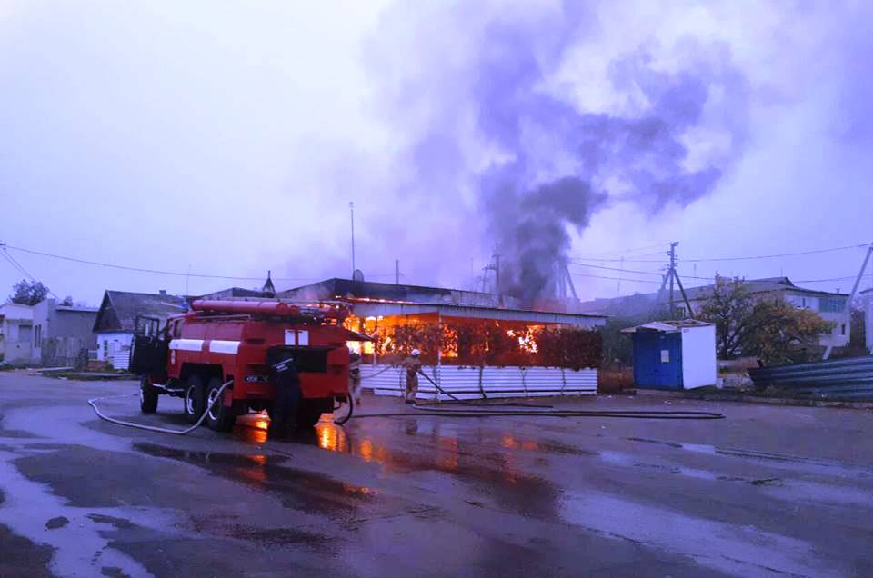 Пожежні Херсонщини загасили кафе за годину