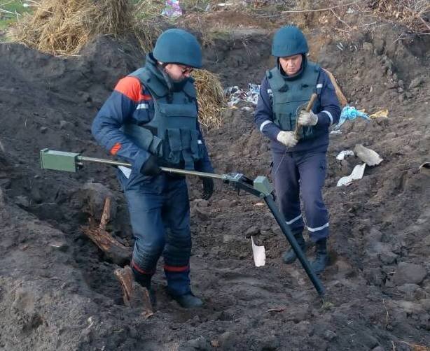 На Херсонщині рятувальники продовжують ліквідовувати вибухонебезпені снаряди