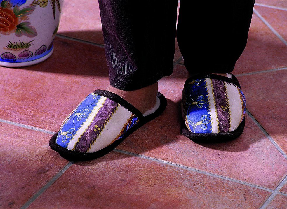 Херсонец, который был одет в халат и домашние тапочки смог задержать преступника (видео)