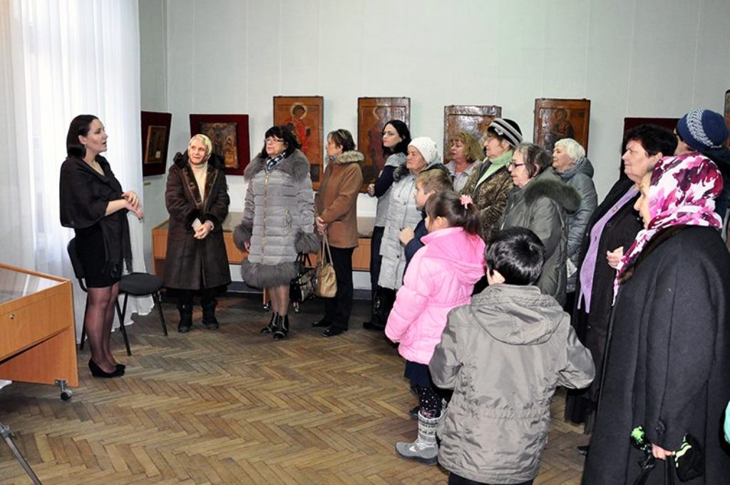 У Херсонському художньому музеї розкривали таємниці іконопису (фото)