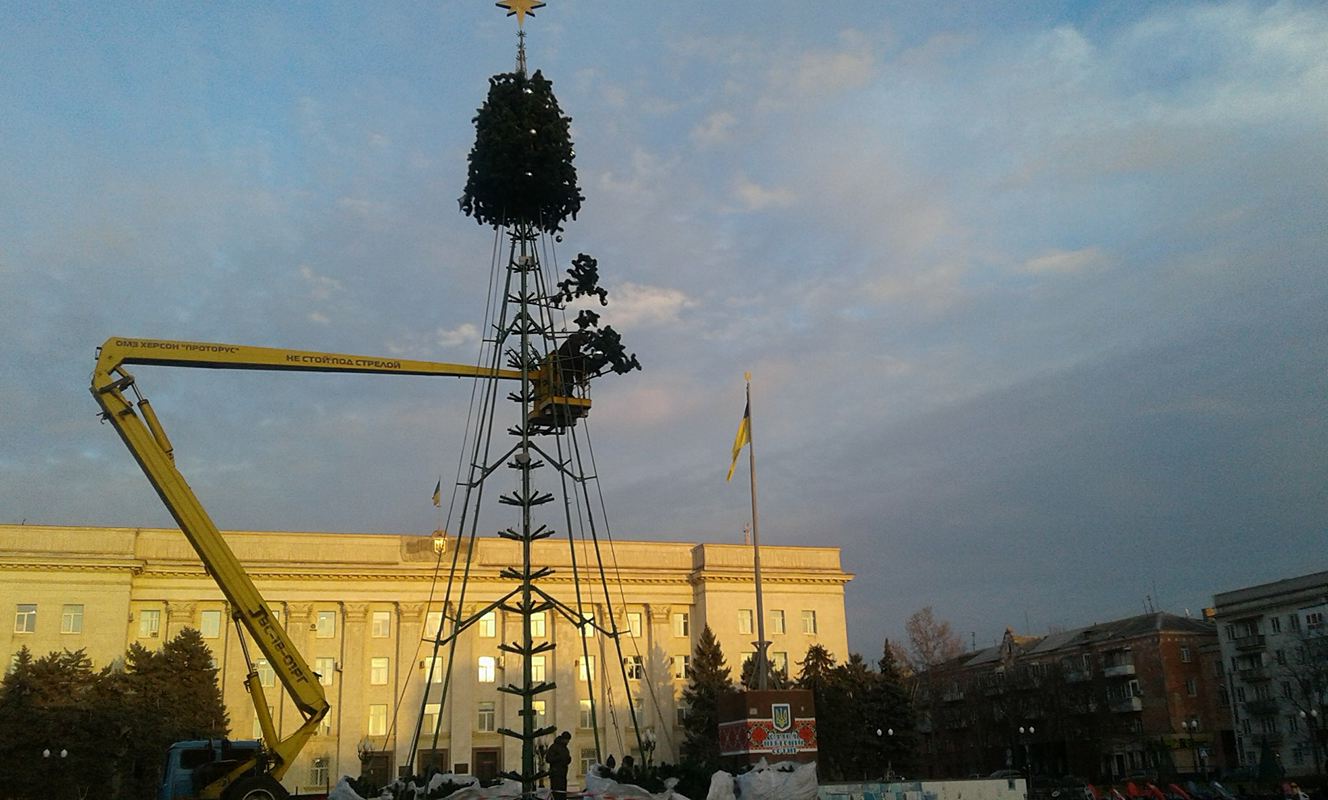 Херсонцям прямо дали зрозуміти - новорічно-різдвяні свята скінчилися