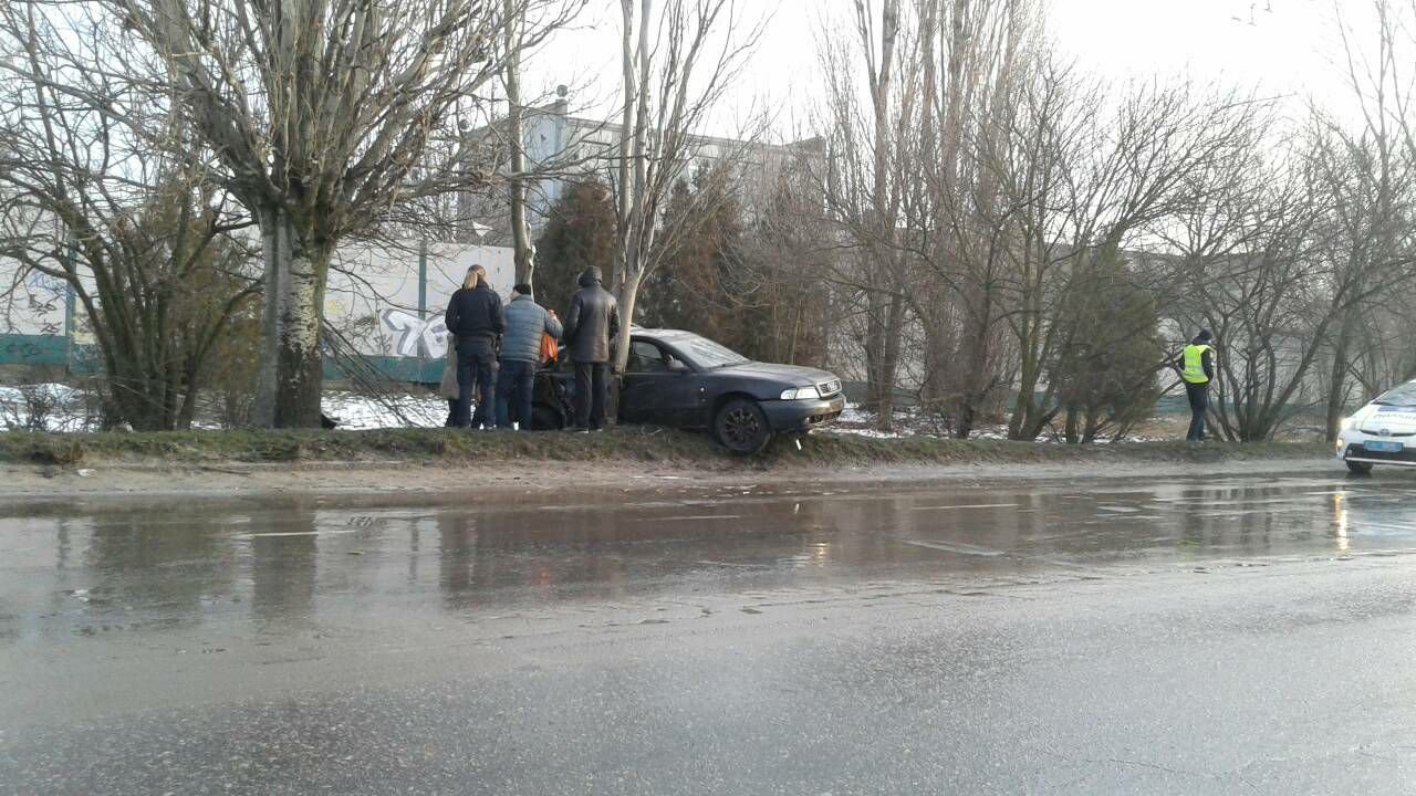 В Херсоне на Шуменском произошло ДТП