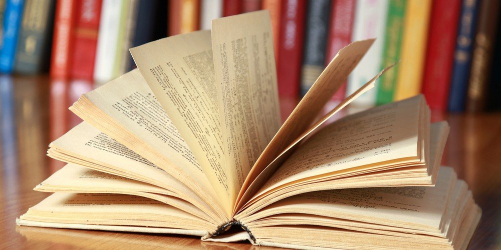 Херсонська бібліотека отримала книги відомої української письменниці