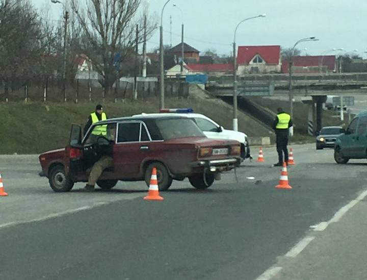 В Херсоне полиция проводит проверку по факту сегодняшнего ДТП с участием патрульной машины