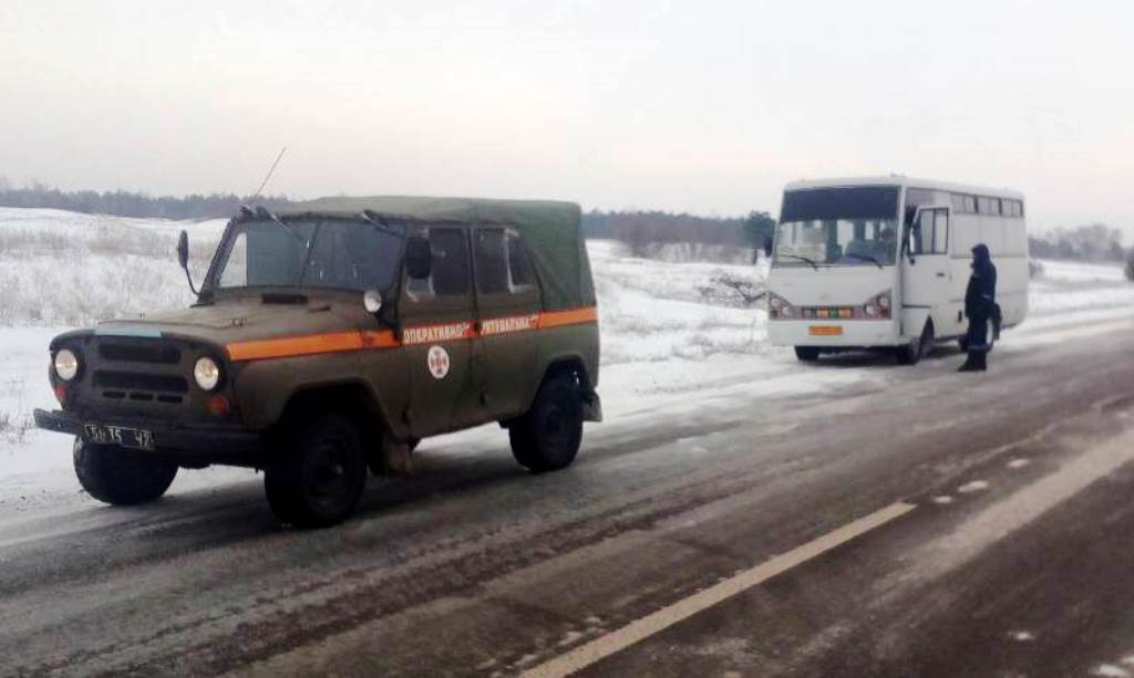 Олешківські рятувальники надали допомогу водієві рейсового автобуса