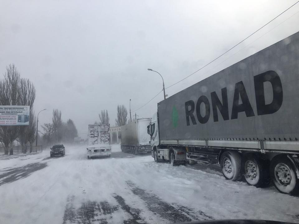 Заступник голови Херсонської ОДА: Прошу утримайтеся від поїздок, збережіть і ваші, і наші нерви