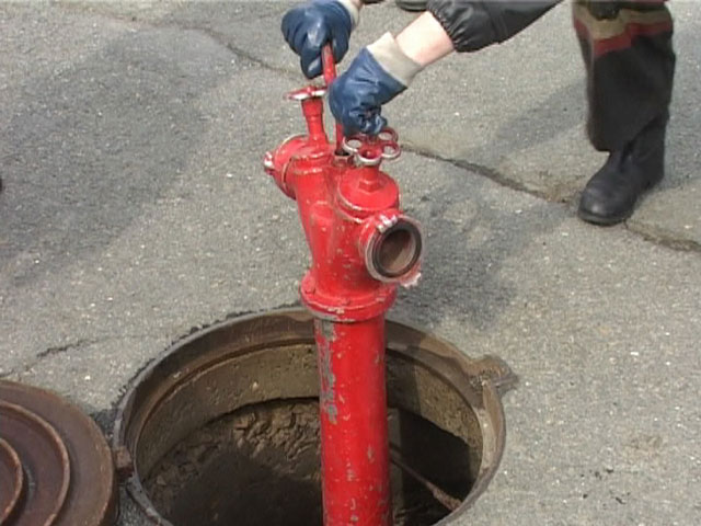 У Херсоні пожежні машини будуть з водою - водоканал закупив необхідне обладнання