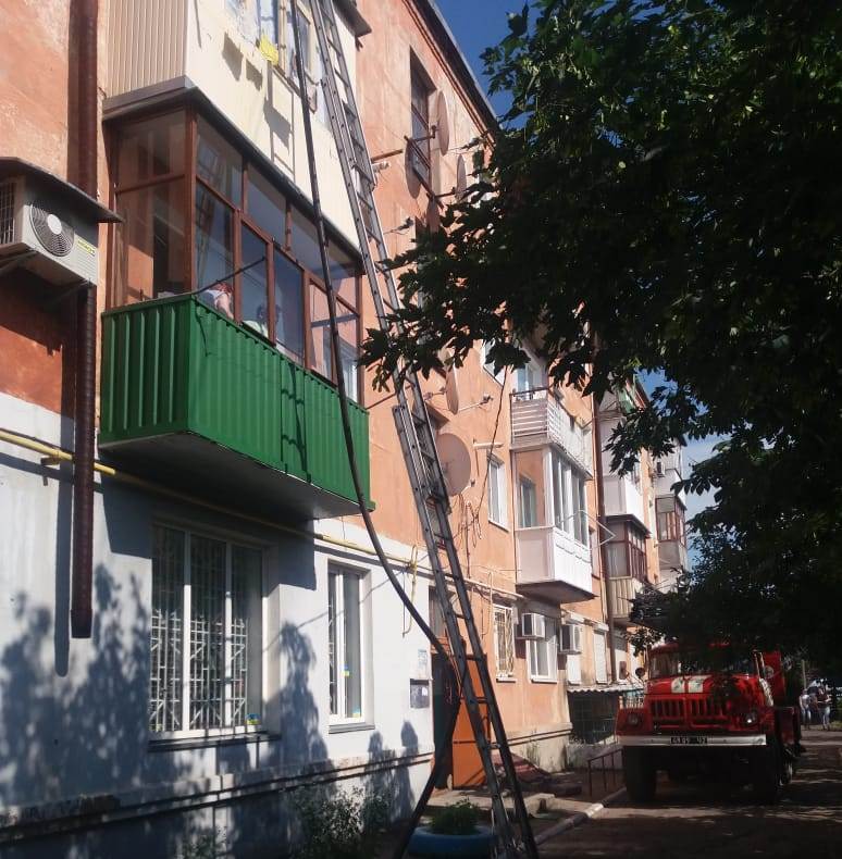 Подвійні неприємності у новокаховчанина: пожежа і отруєння