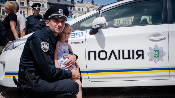 Відбір на вакантні посади в херсонській поліції продовжується: час перевірити фізичну підготовку