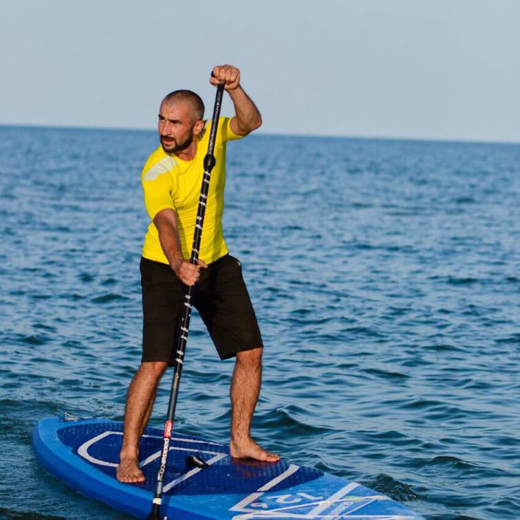 Из Киева в Херсон на SUP-борде - к нам прибыл путешественник-рекордсмен Антон Бондаренко (ВИДЕО)