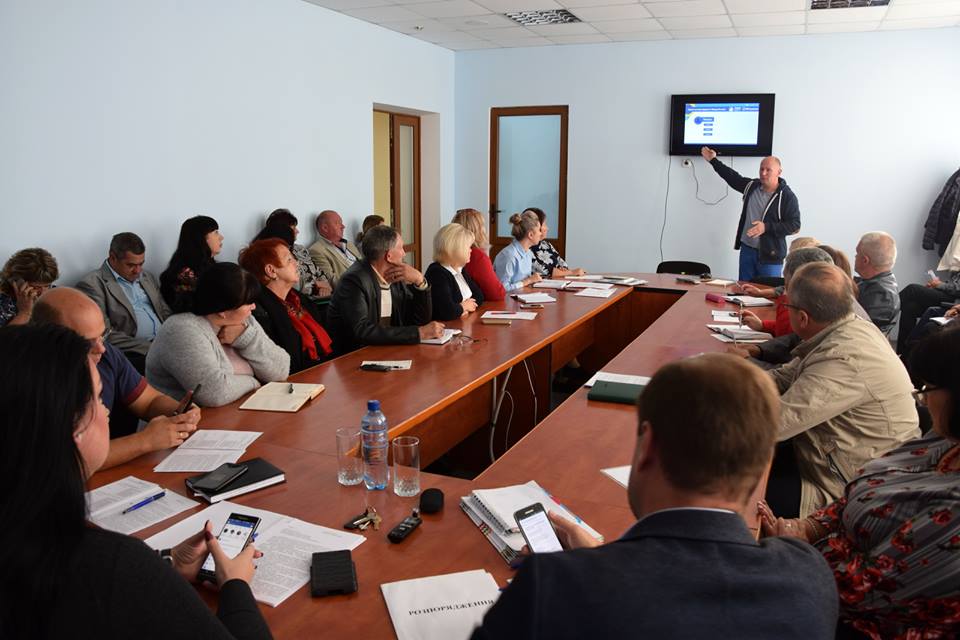 Школи Олешківського району звітуватимуть про витрату батьківських та бюджетних коштів у системі Openschool