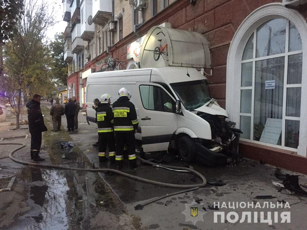 Шукають свідків - у Херсоні поліція розслідує обставини сьогоднішньої ДТП