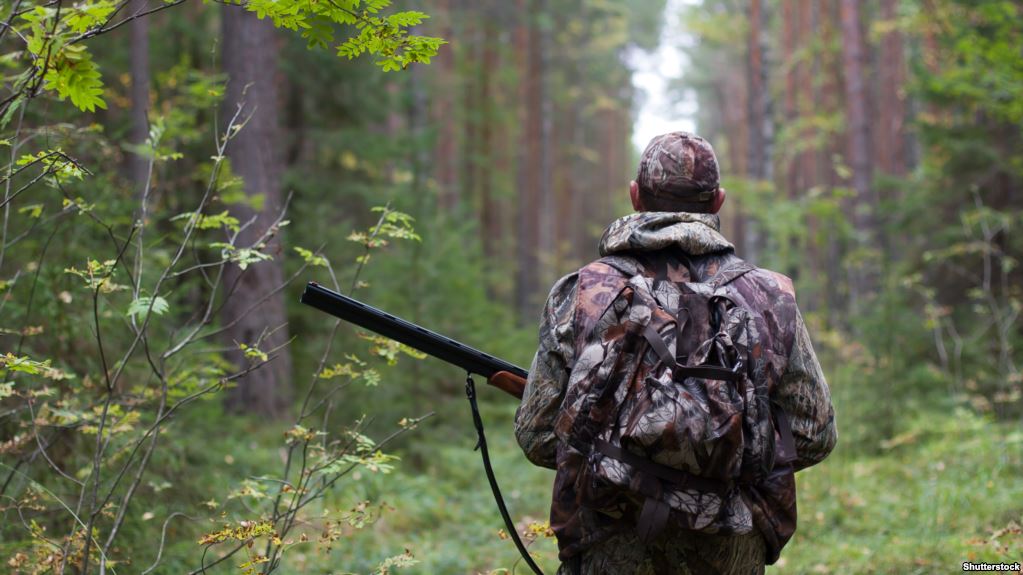 На Херсонщині під час незаконного полювання затримали високопосадовців з Києва