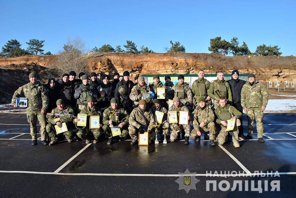 У Херсоні команда спецпідрозділу КОРД найвлучніше потрапила у мішень (ФОТО)