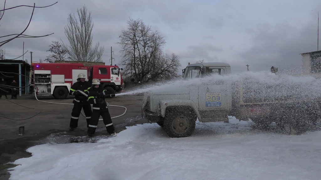 Скадовські рятувальники провели тактико-спеціальні навчання на «Газпостач»