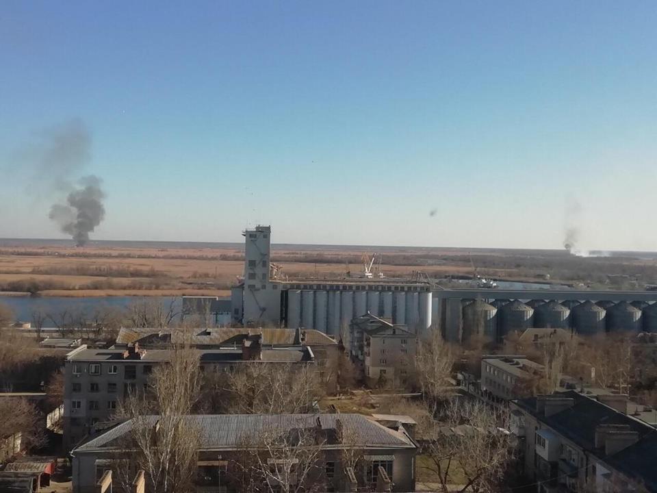 Херсонцы стали свидетелями пожара в городе (ФОТО)