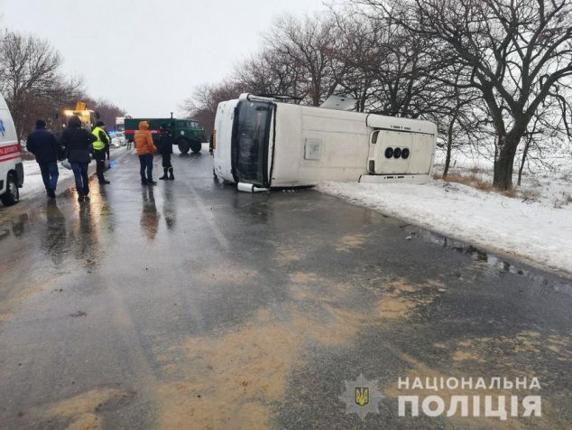 Поліція звертається до свідків ДТП за участі автобуса Херсон-Одеса