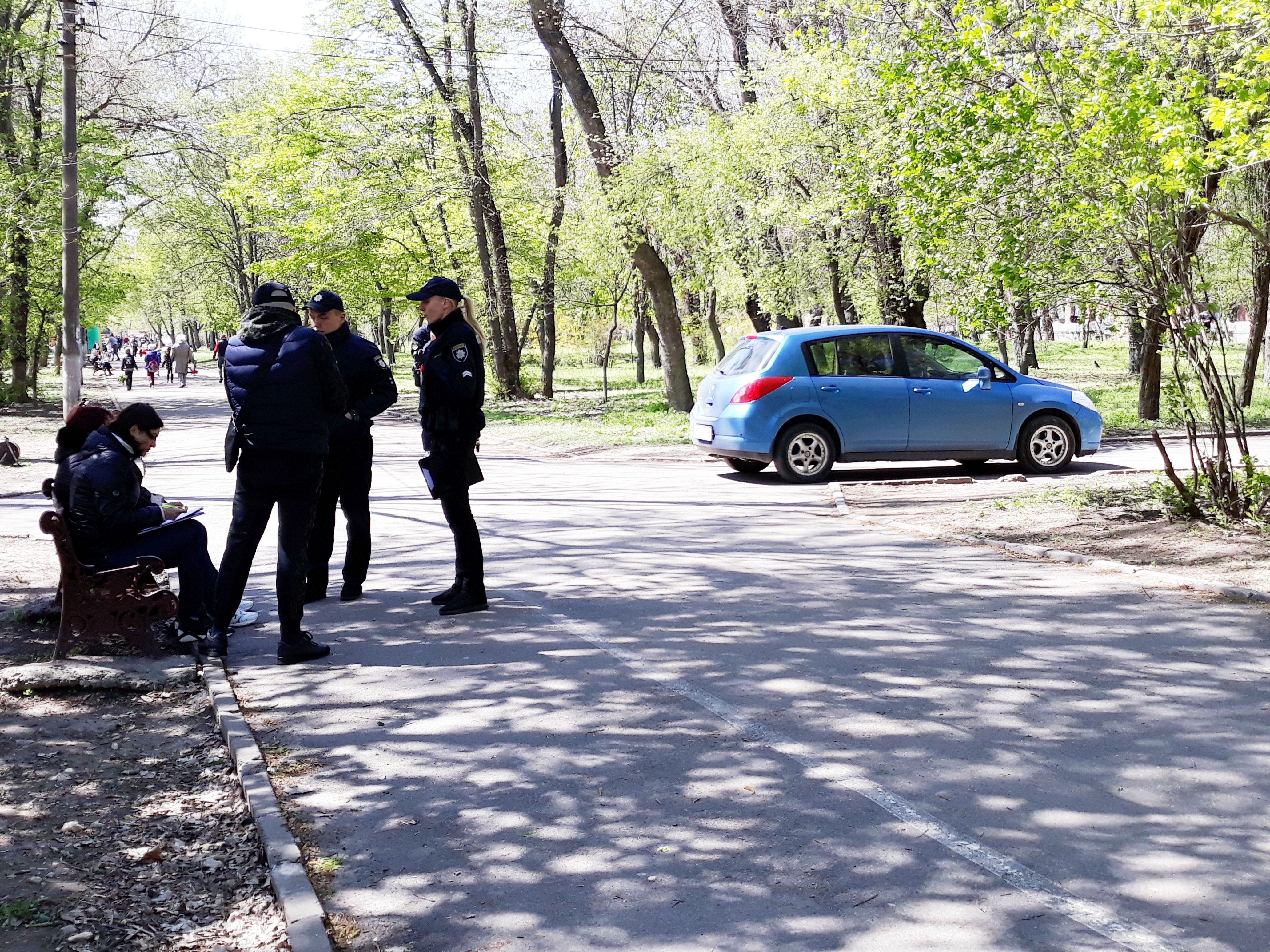 Что стало причиной появления полицейского патруля в парке 