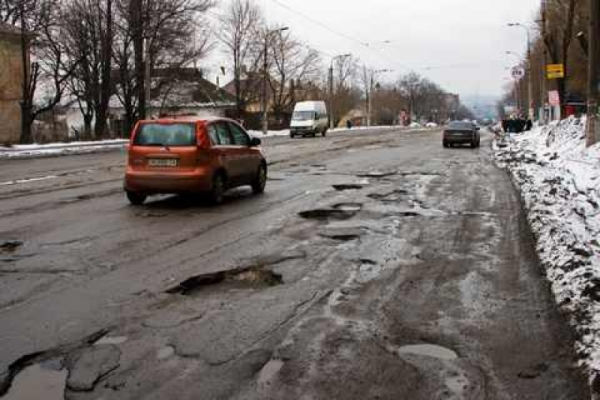 Почему в Херсоне плохие дороги – взгляд на проблему «изнутри»