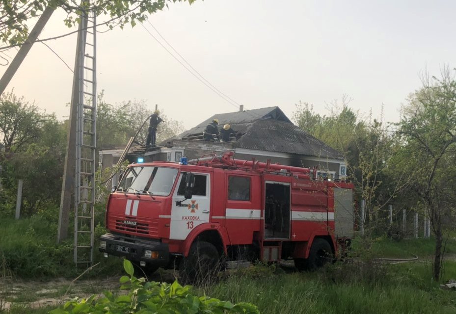 У Каховці без рятувальників не впоралися