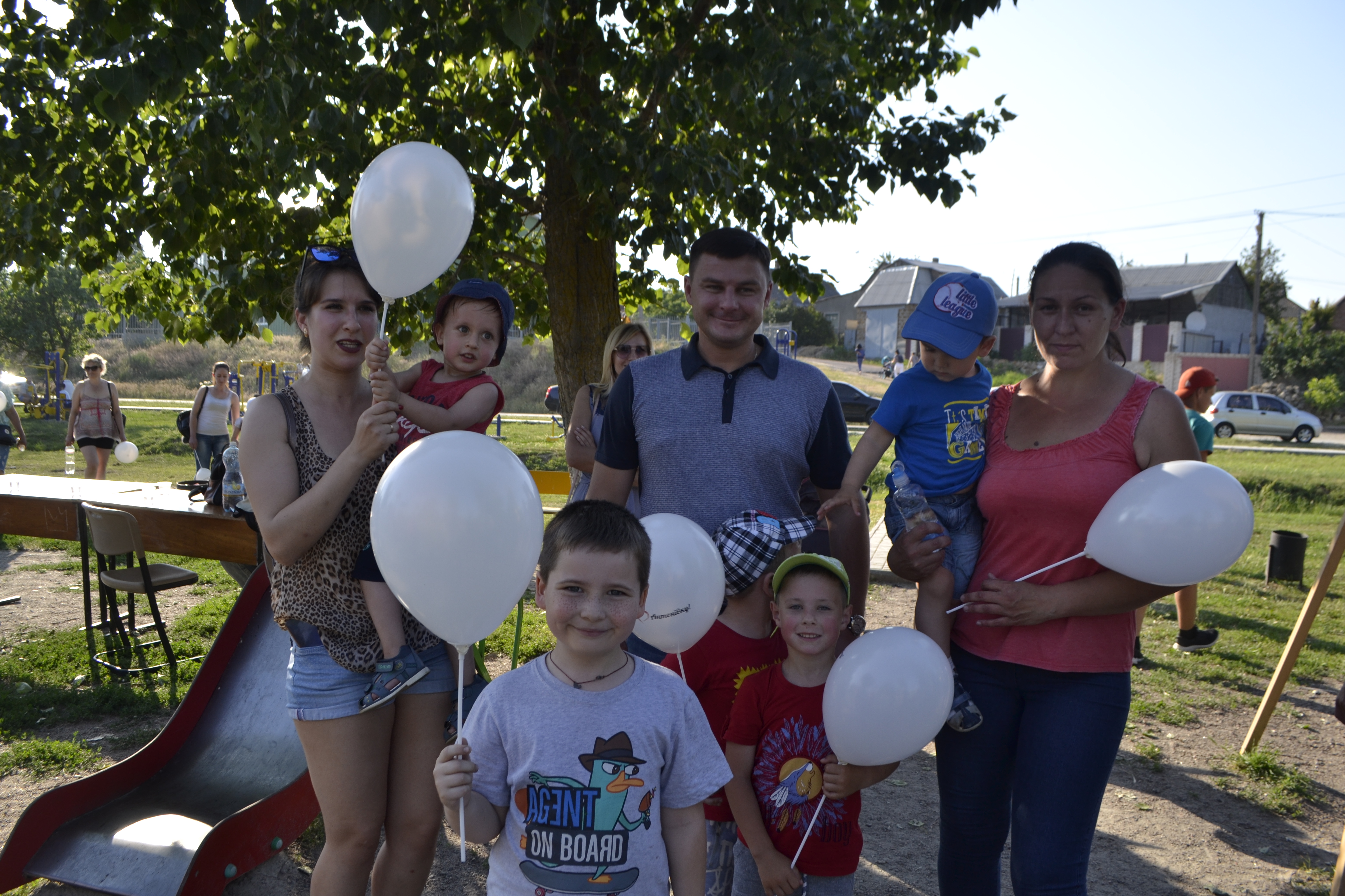 Игорь Семенчев подарил детям Антоновки незабываемый праздник (ФОТО)