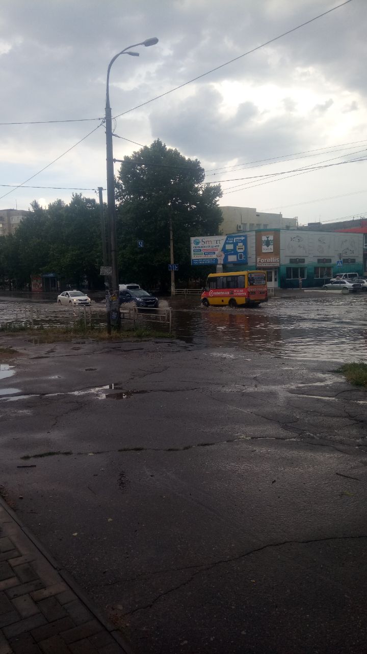 Херсонские водители совершили 