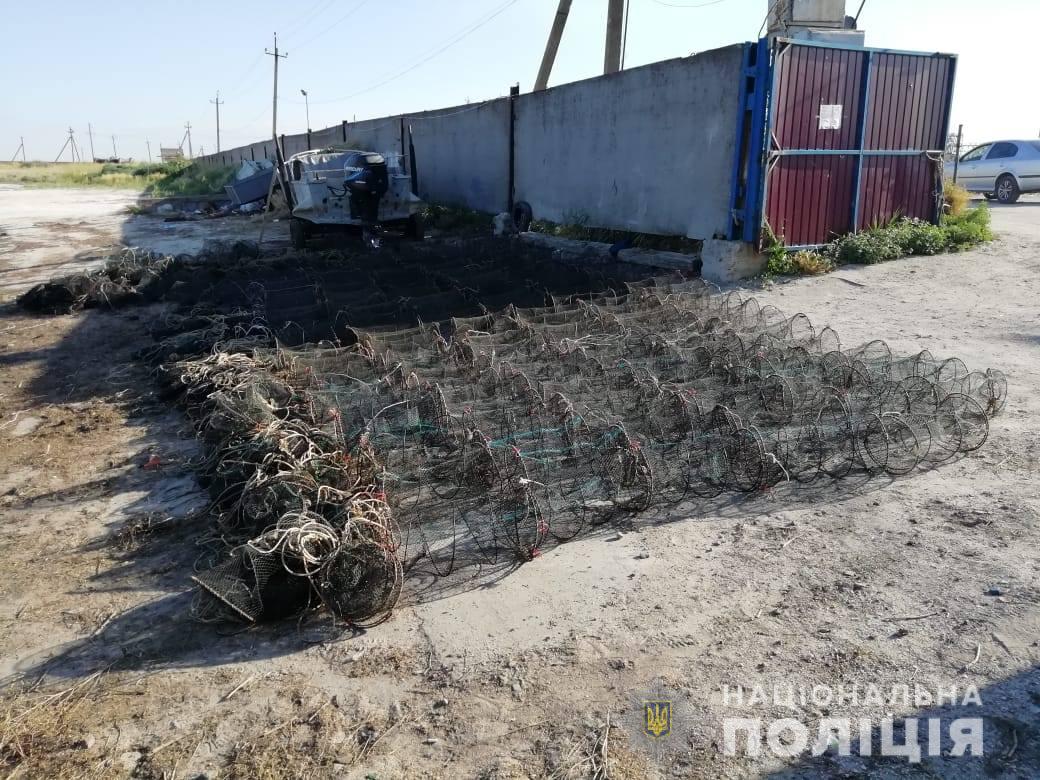 На Херсонщині поліція продовжує боротьбу з незаконним видобутком водних біоресурсів