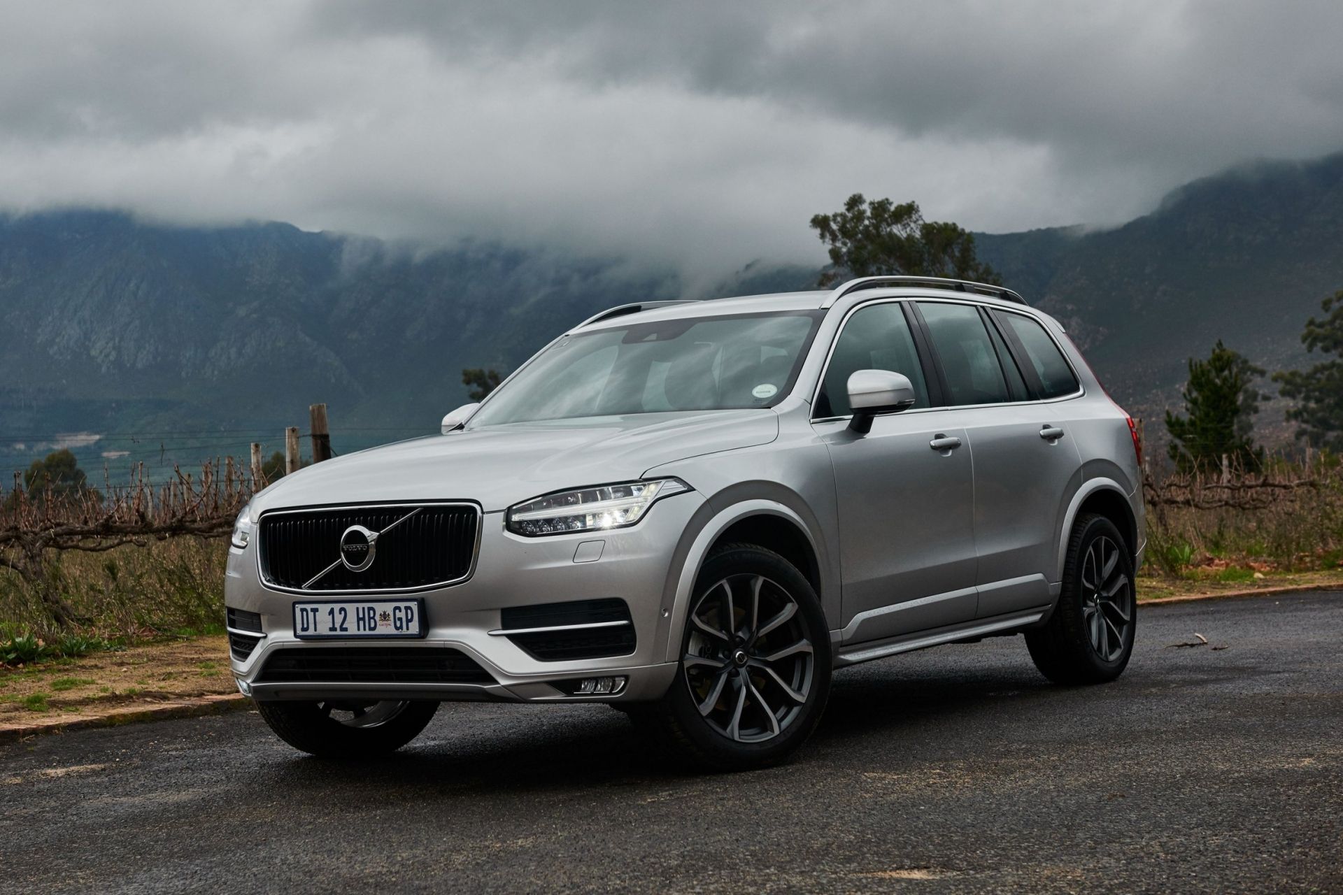 Бракованные Volvo XC90 и V90 CC придется отогнать на сервис