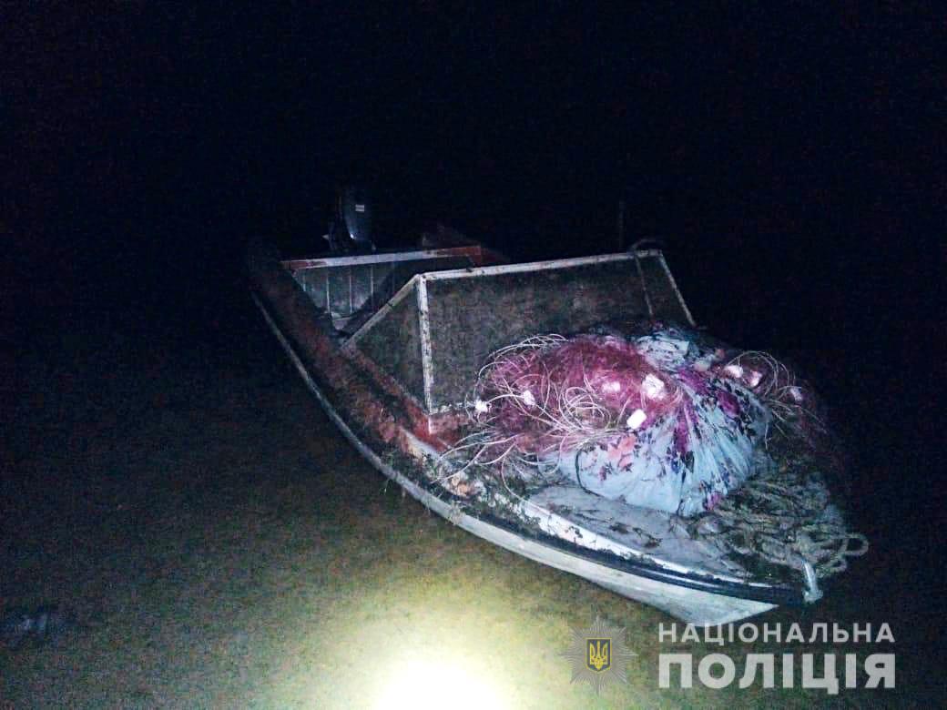 Працівники водної поліції викрили браконьєра на озері Сиваш