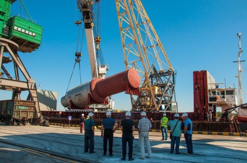 Херсонский морской торговый порт в очередной раз выполнил сложный заказ