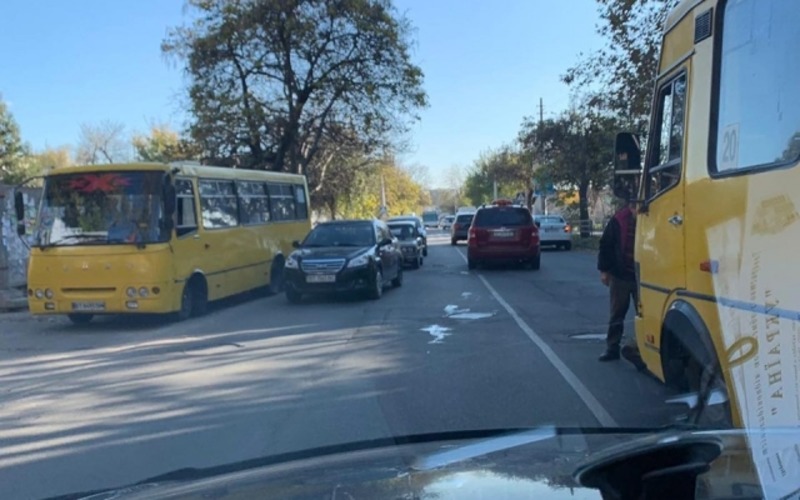 В центре Херсона маршрутка насмерть сбила пешехода