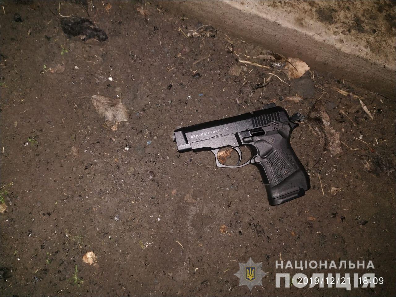 На Херсонщині начальник районного відділення поліції разом із своїм заступником попередили розбійний напад