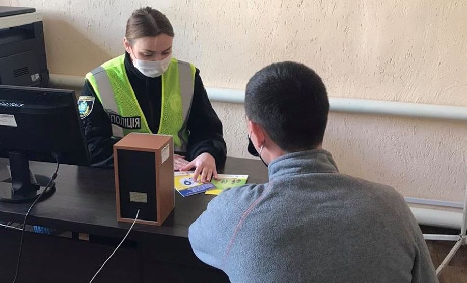 Поліцейські Херсонщини допомагають «важким» підліткам з непростим минулим стати на шлях виправлення