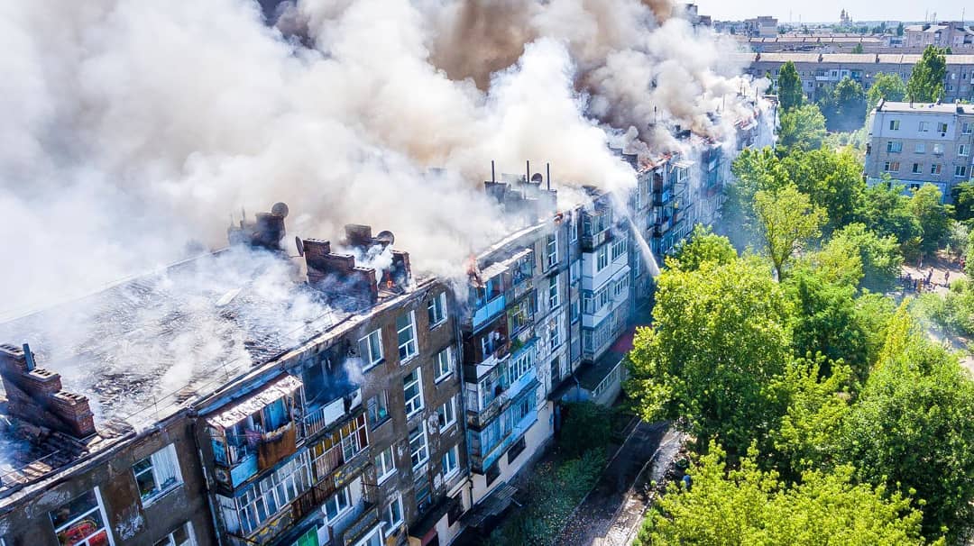 У Новій Каховці поліцейські затримали чоловіка, який вчинив масштабну пожежу у житловому будинку