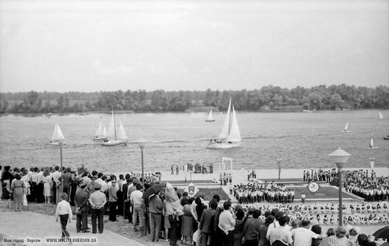 Херсону - 210: как это было 32 года назад, - ВИДЕО