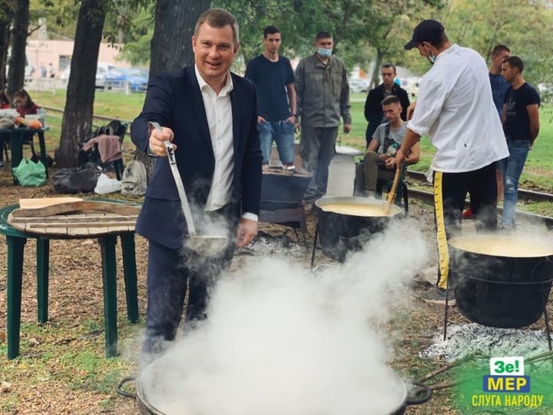 Херсонців запрошують відвідати козацького куліша на набережній міста