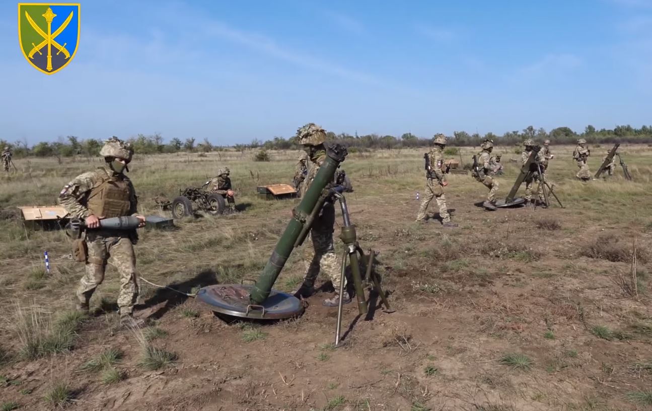 На Херсонщині проводять тренування мінометні підрозділи ЗСУ, - ВІДЕО