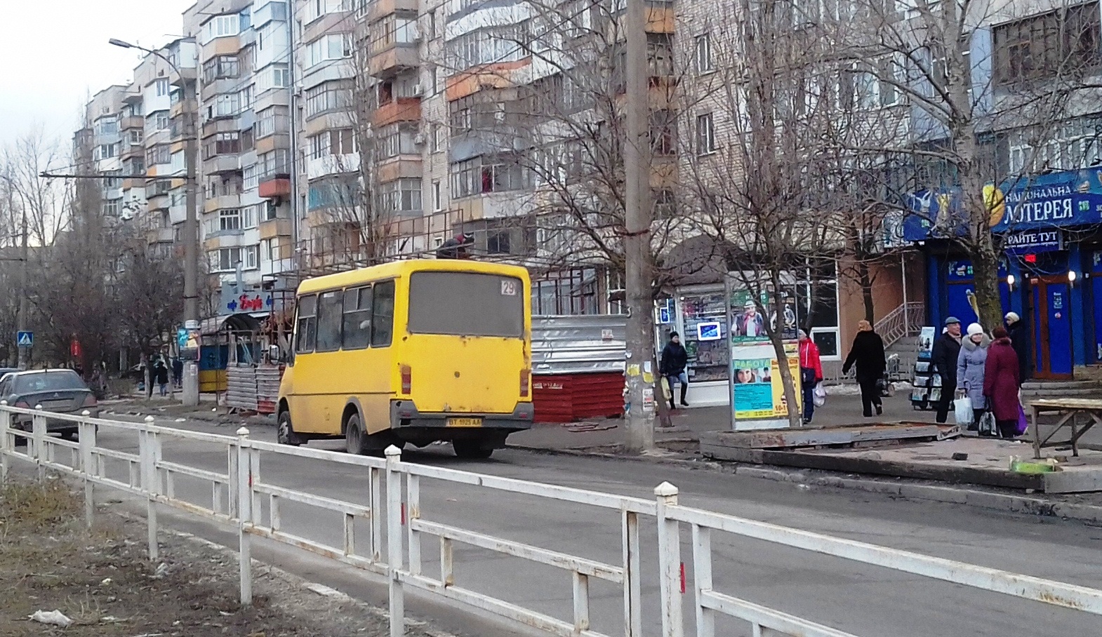 У Херсоні демонтують 12 незаконних МАФів