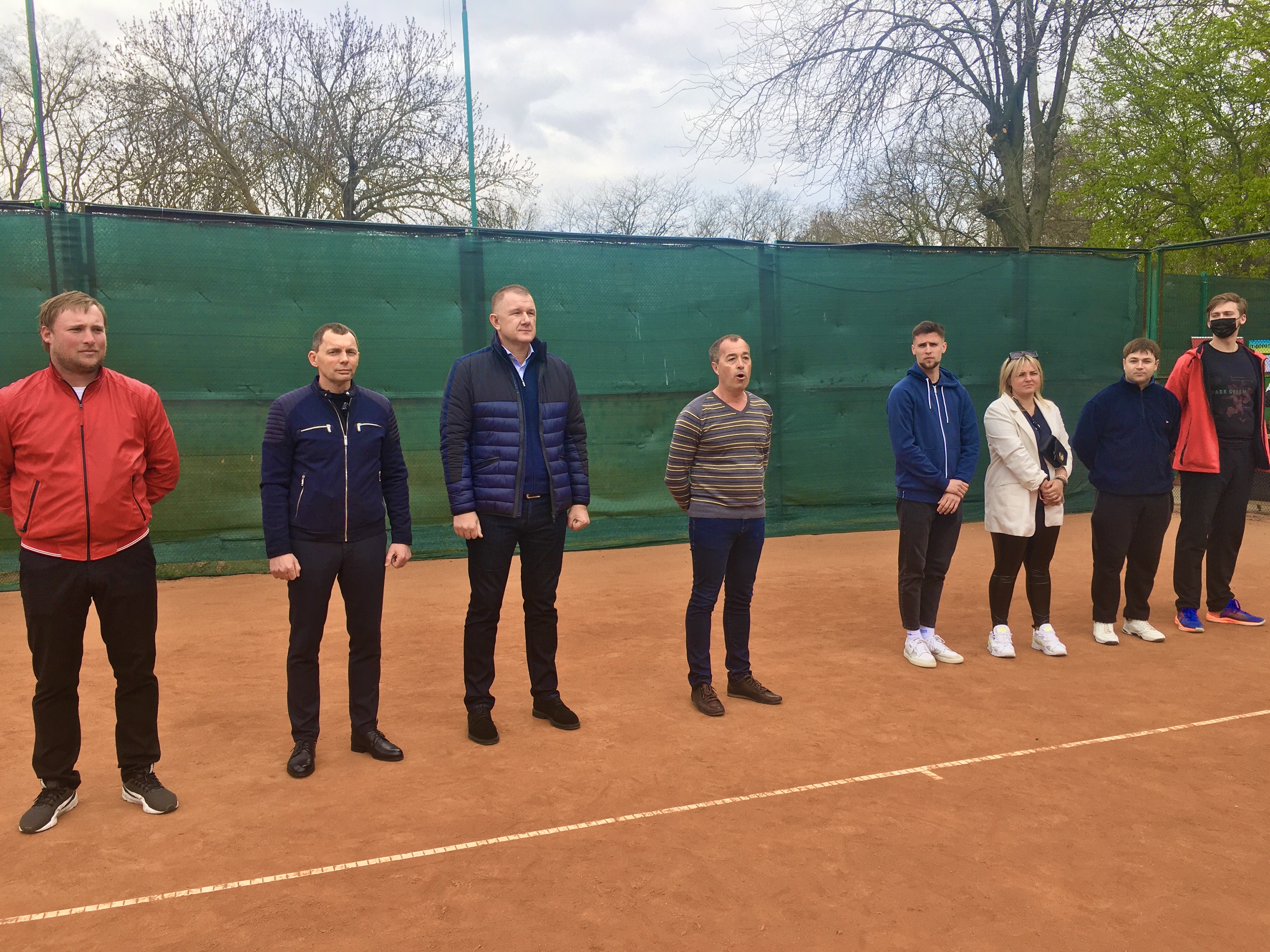 Володимир Хвостов привітав юних тенісистів з відкриттям турніру у Херсоні