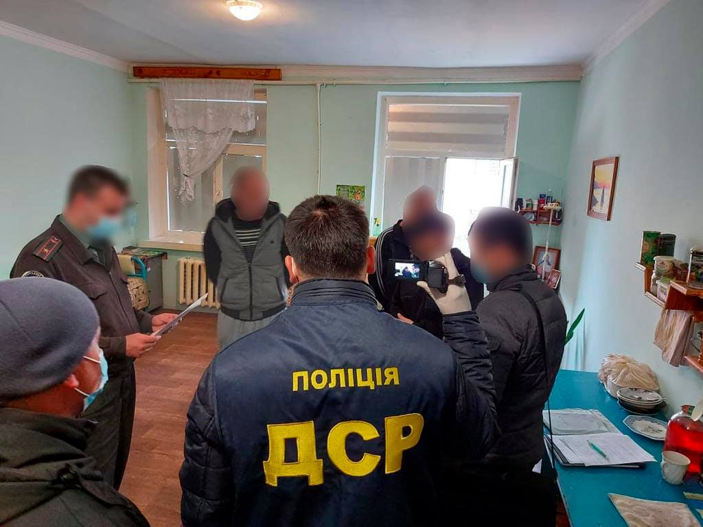 На Херсонщині ще в одній виправній установі викрили діяльність злочинної групи