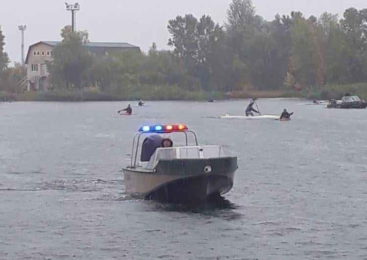 Поліція Херсонщини закрила навігацію для маломірних суден у зоні відпочинку пляжу «Гідропарк»