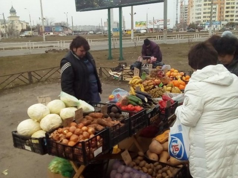 У кожному районі Херсона працюватиме робоча група із запобігання стихійній торгівлі