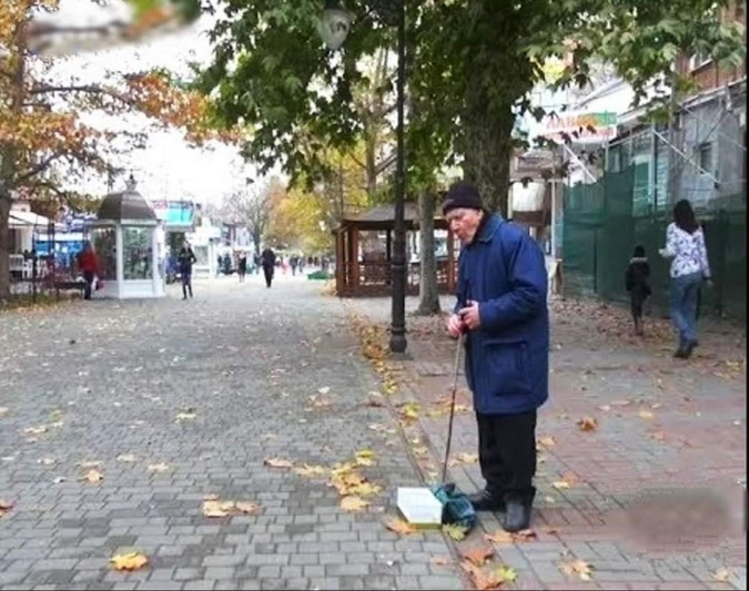 В Херсоне состоится открытие памятника уличному певцу Анатолию Малышевскому