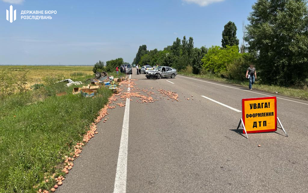 На Херсонщині ДБР розслідує обставини смертельної ДТП за участі рятувальника